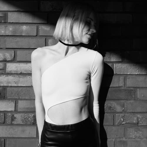 Sylvie Miles